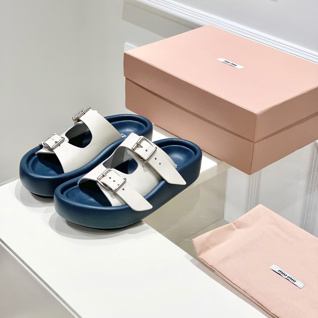 Maison Margiela MM6 Buckle-strap Leather Sandals - DesignerGu