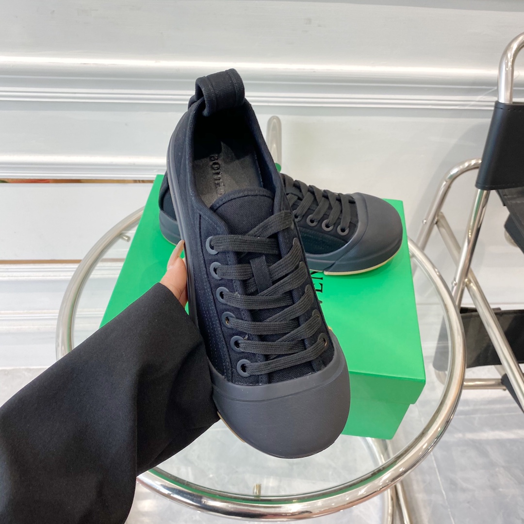 Bottega Veneta Vulcan Sneaker - DesignerGu