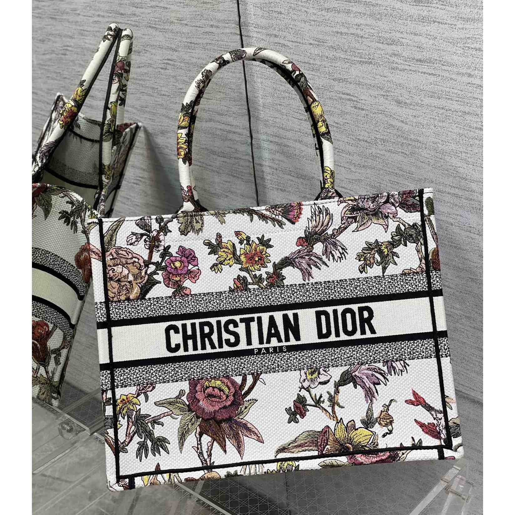 Dior Medium Dior Book Tote - DesignerGu