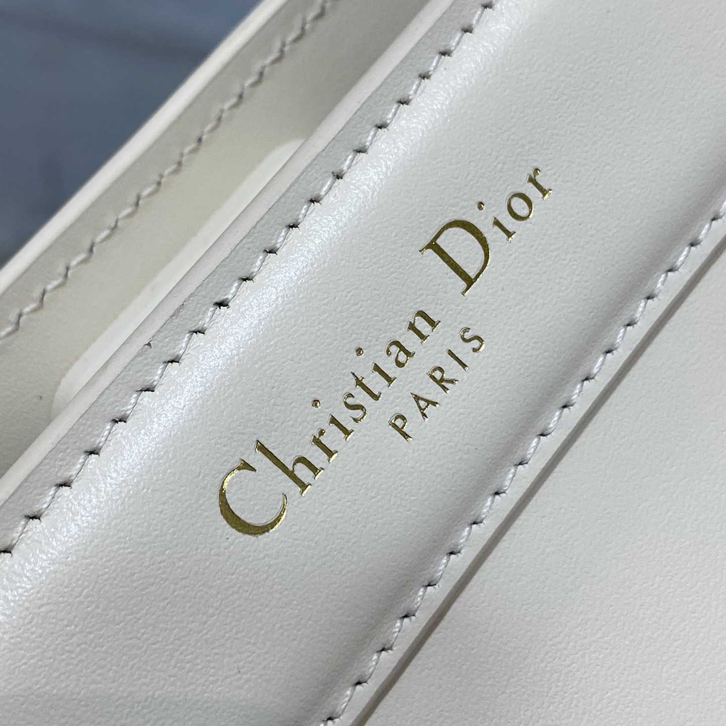 Dior Small Dior Key Bag - DesignerGu