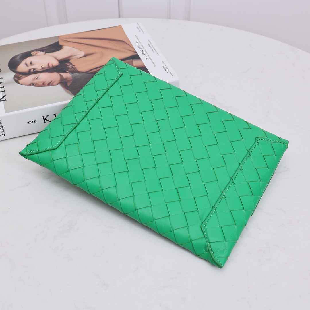 Bottega Veneta Flap Pouch - DesignerGu