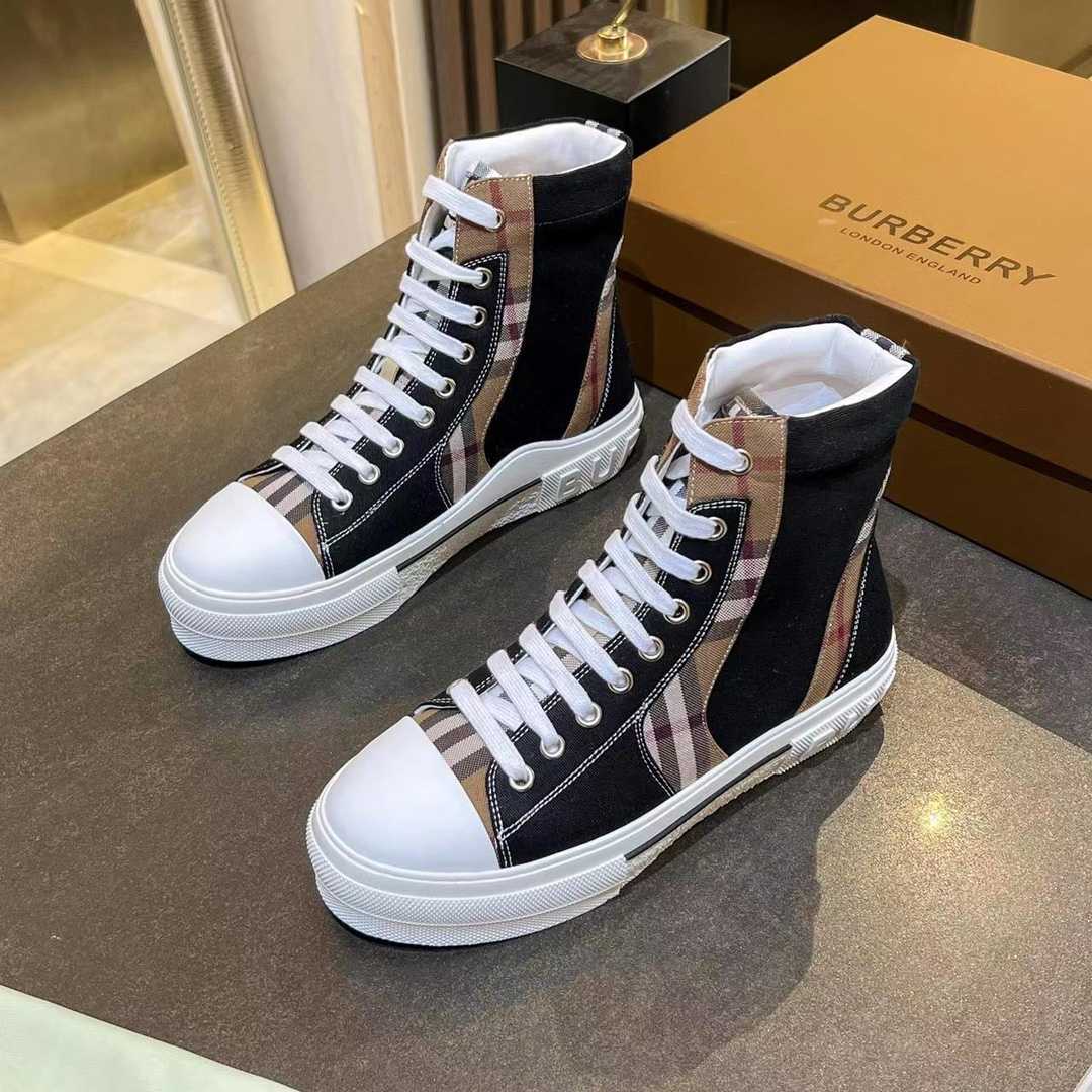 Burberry Vintage Check Lace-up Sneakers - DesignerGu