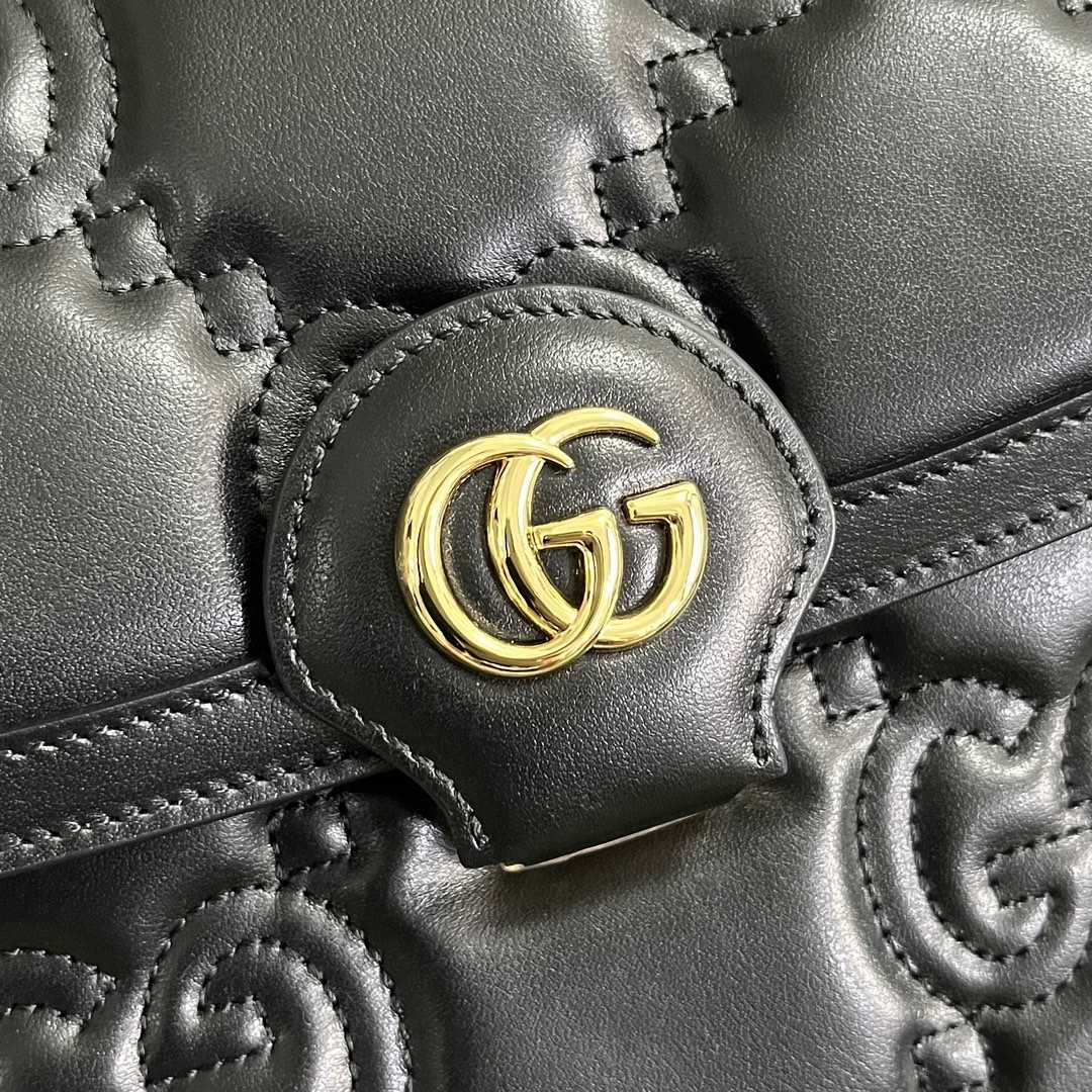 Gucci GG Matelasse Handbag (25.5x 20.5x 12.5cm) - DesignerGu