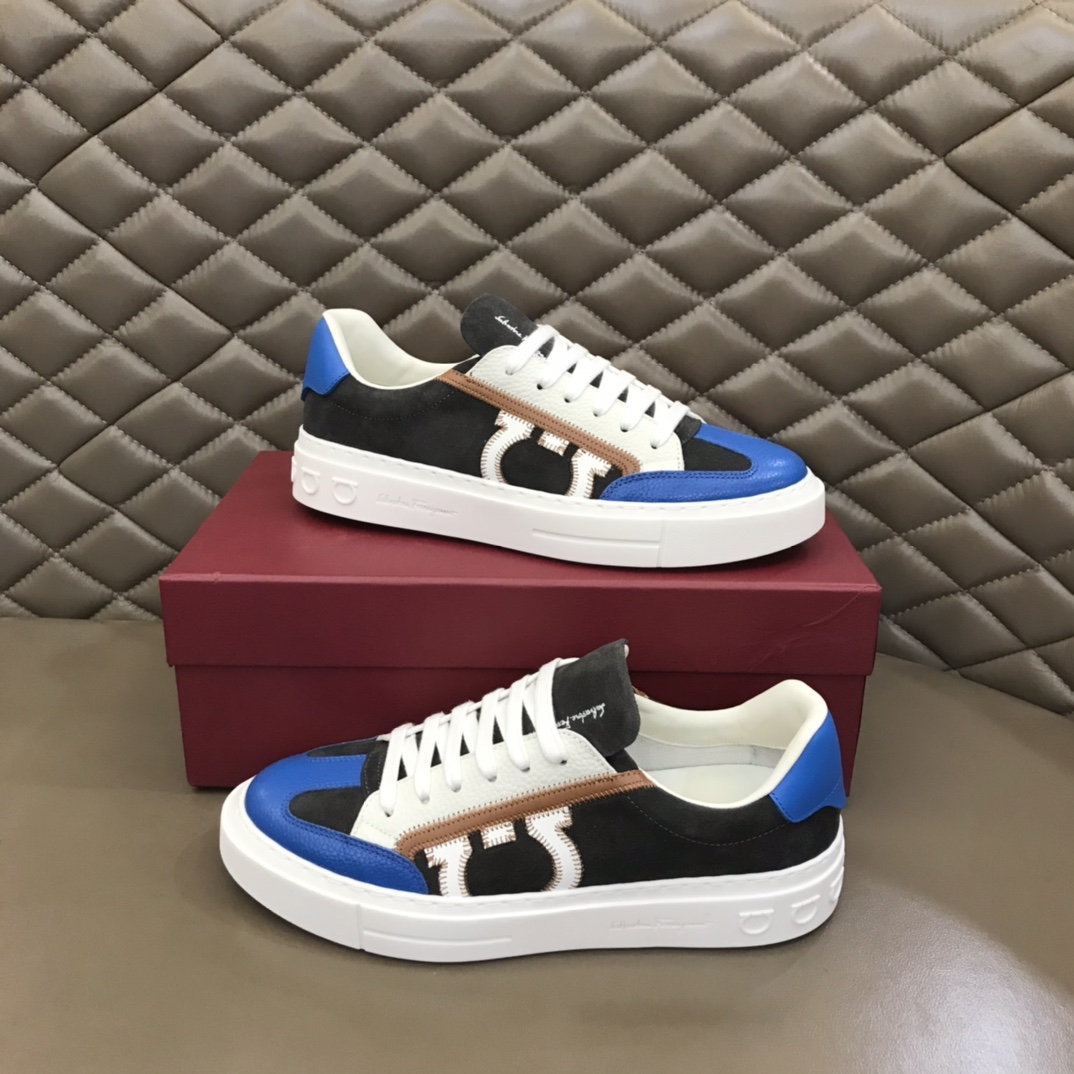 Ferragamo Gancini Sneaker - DesignerGu