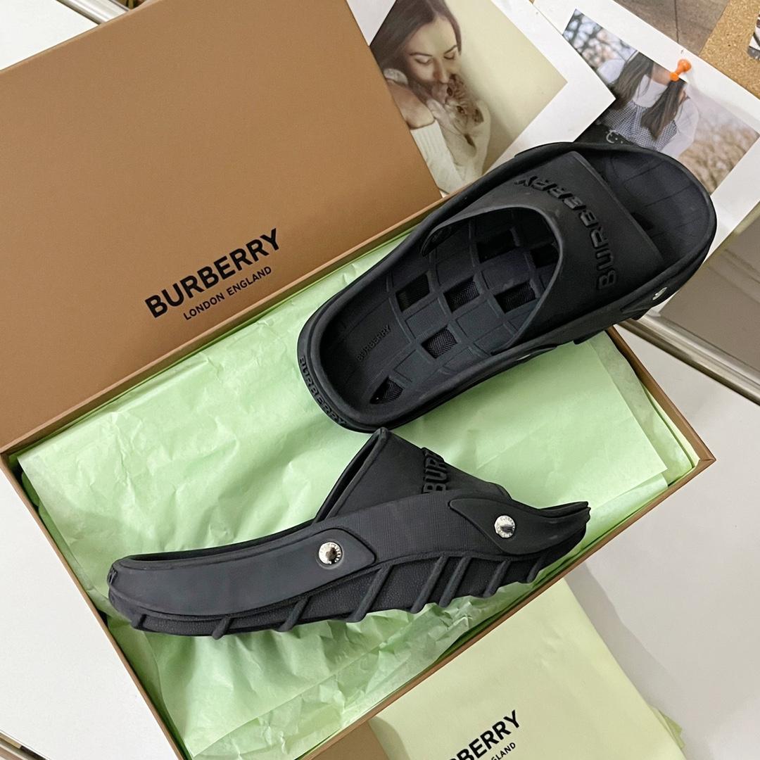 Burberry Bucklow logo slides - DesignerGu