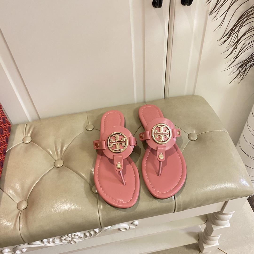 Tory Burch Leather Thong Sandals  - DesignerGu