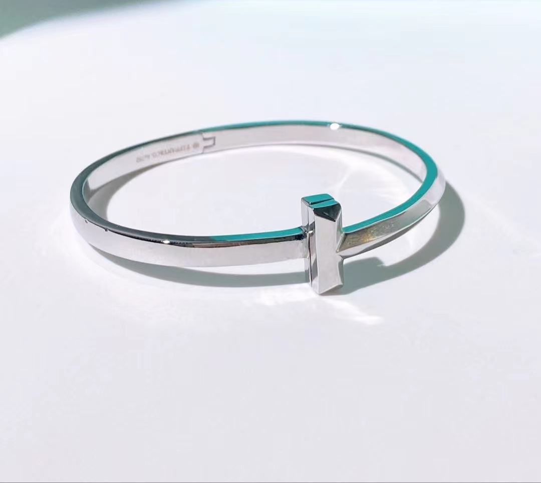 Tiffany&CO Tiffany T T1 Wide Hinged Bangle  - DesignerGu