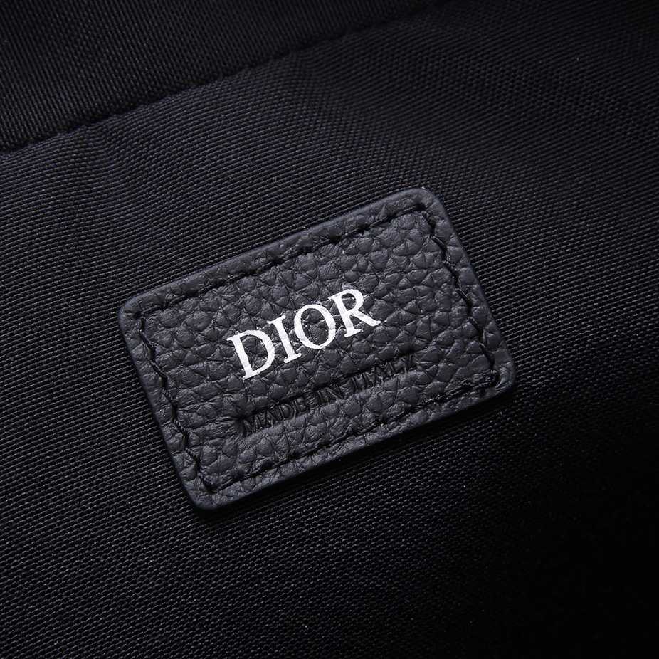 Dior Safari Messenger Bag - DesignerGu