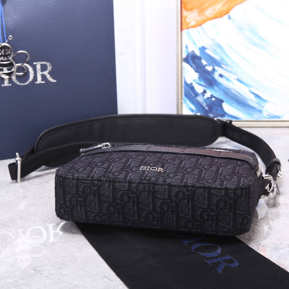 Dior Safari Messenger Bag - DesignerGu