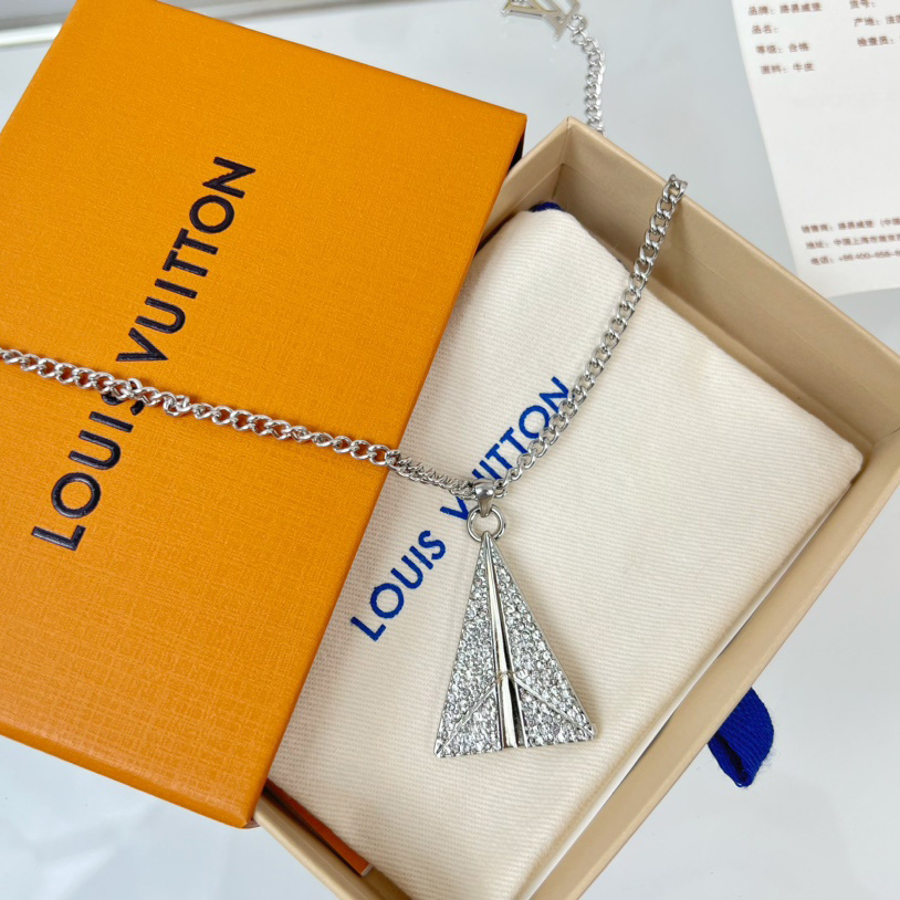 Louis Vuitton LV Paperplane Necklace      M01034 - DesignerGu