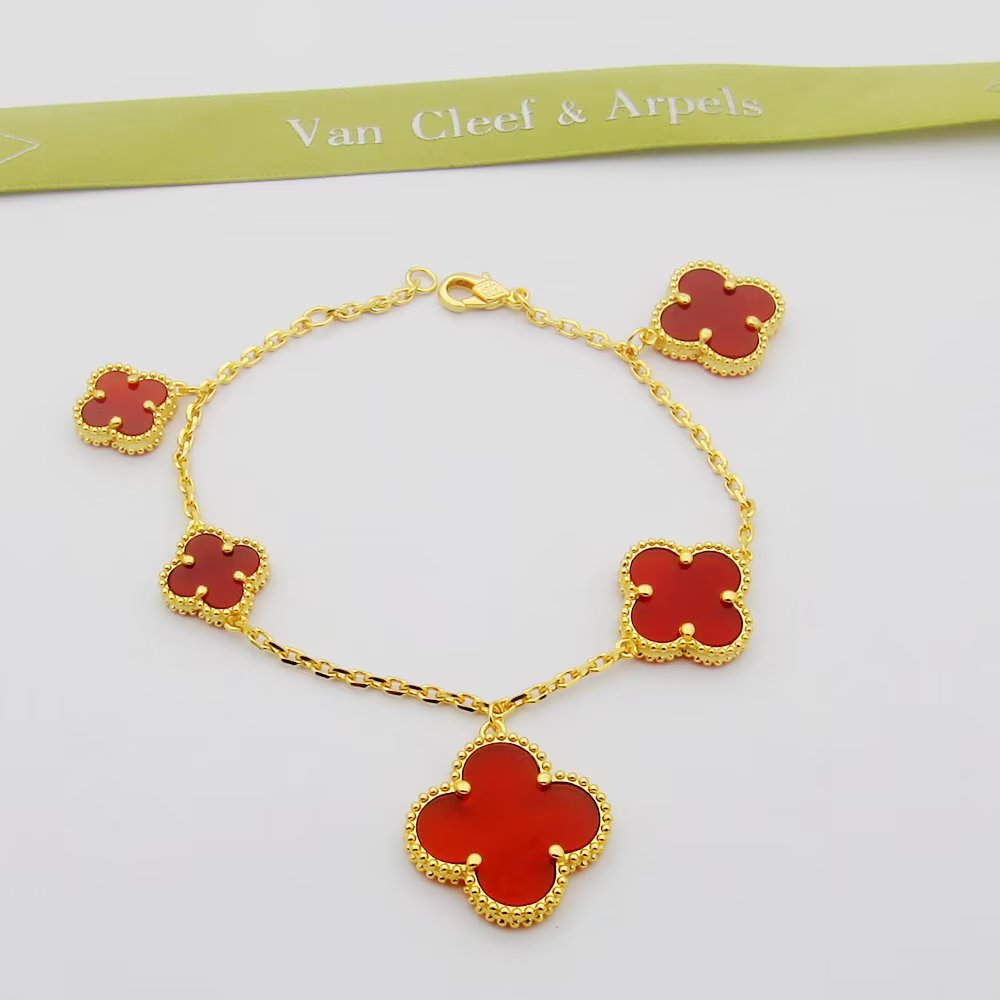 Van Cleef & Arpels Bracelet - DesignerGu