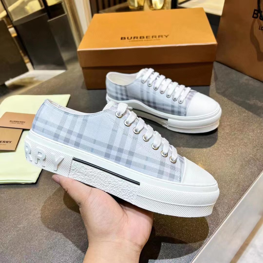 Burberry Check Cotton Sneakers - DesignerGu