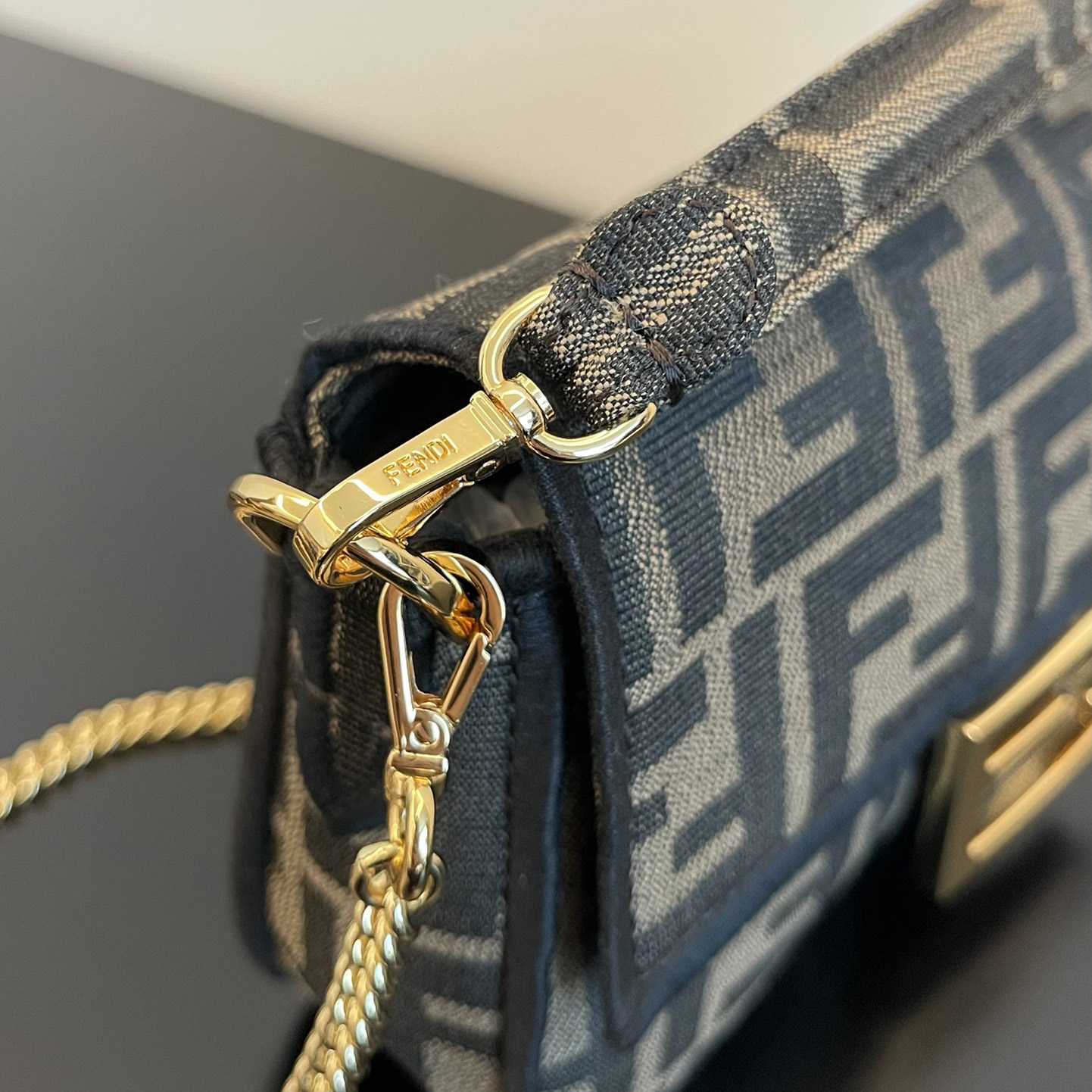 Fendi Baguette Mini Jacquard FF Fabric Bag - DesignerGu