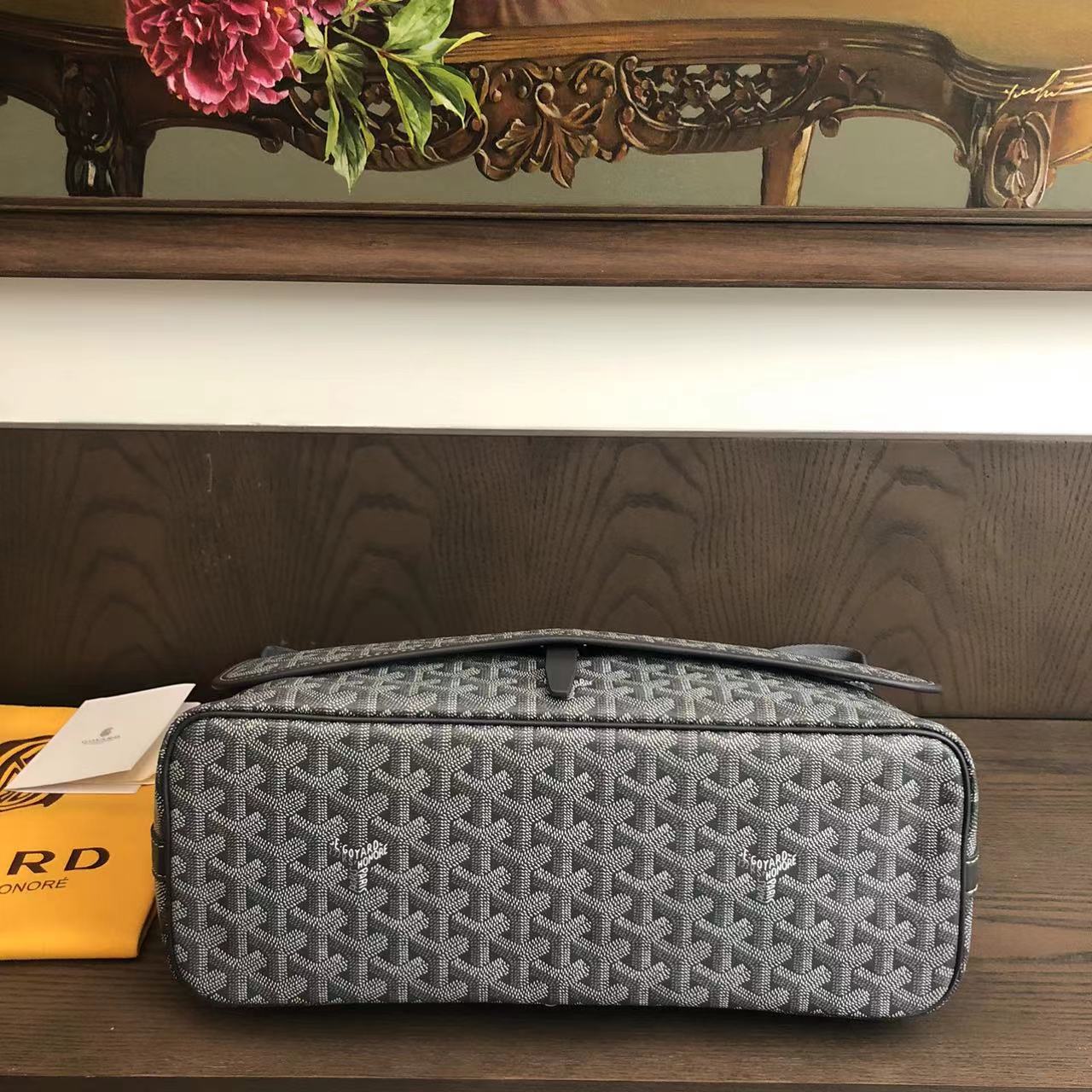 Goyard Capetien Messenger Bag  (35-25-13cm) - DesignerGu