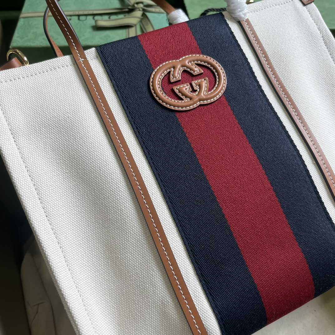 Gucci Small Interlocking G Tote Bag (30x 25x 15cm) - DesignerGu