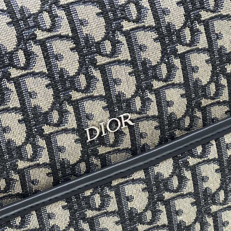 Dior Changing Bag  - DesignerGu