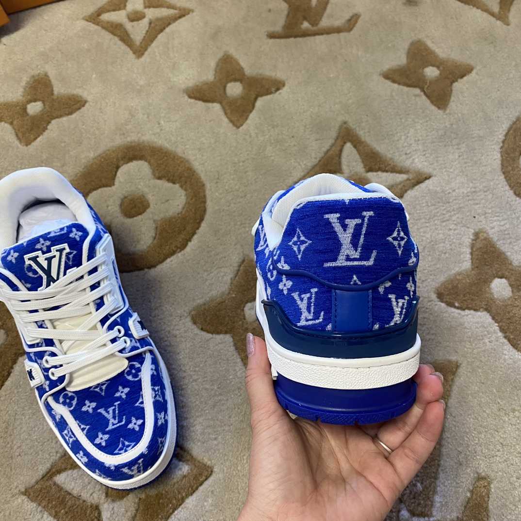 Louis Vuitton LV  Trainer Sneaker       1ABFRQ - DesignerGu