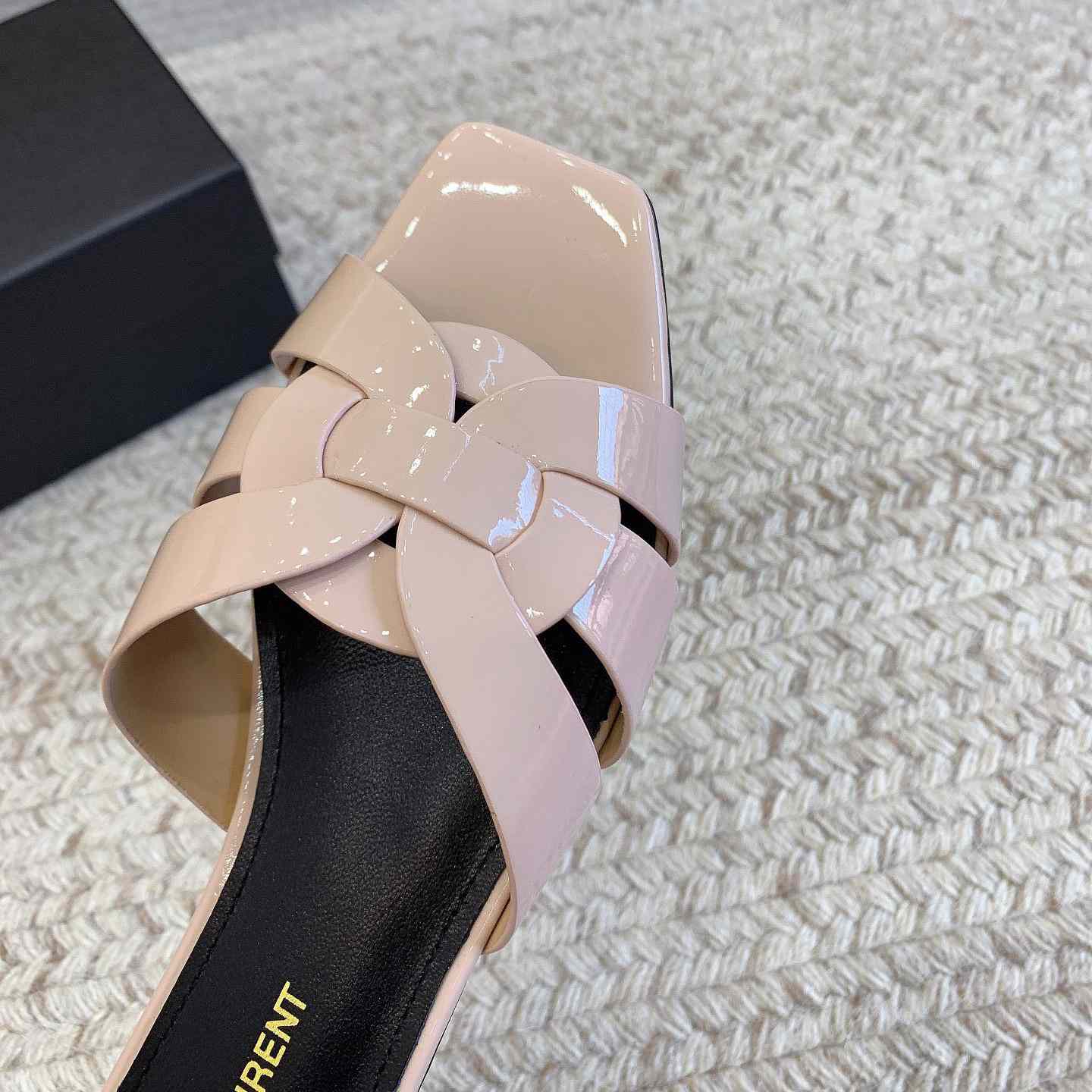 Saint Laurent Tribute Flat Sandals - DesignerGu