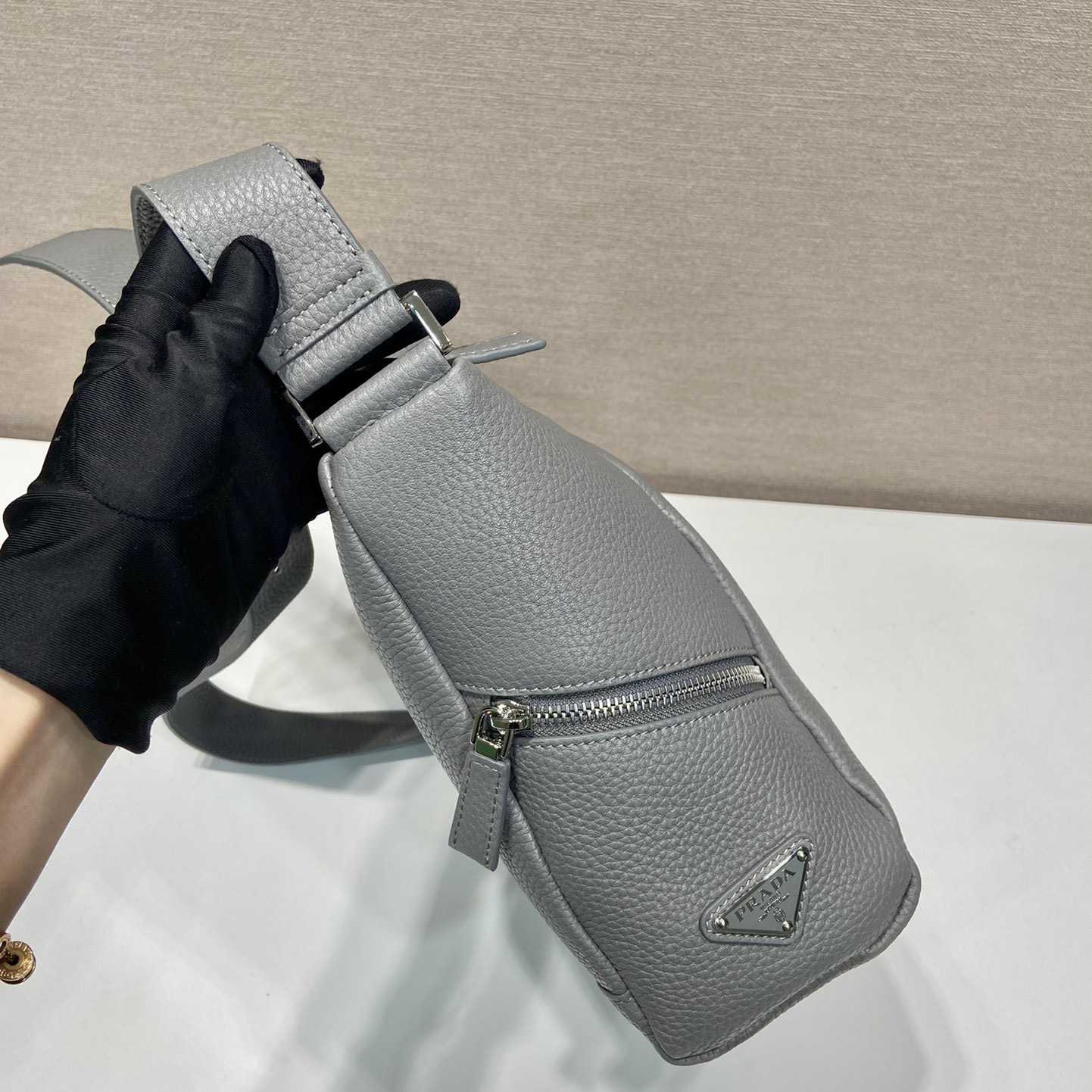 Prada Leather Bag With Shoulder strap - DesignerGu