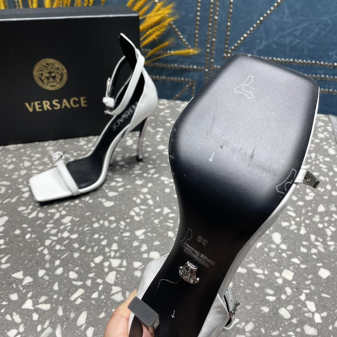 Versace Pin-Point Sandals - DesignerGu