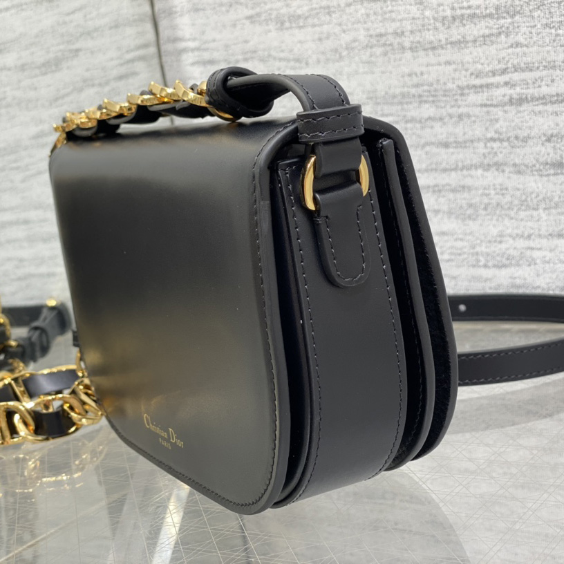 Dior CD Signature Bag With Strap - DesignerGu