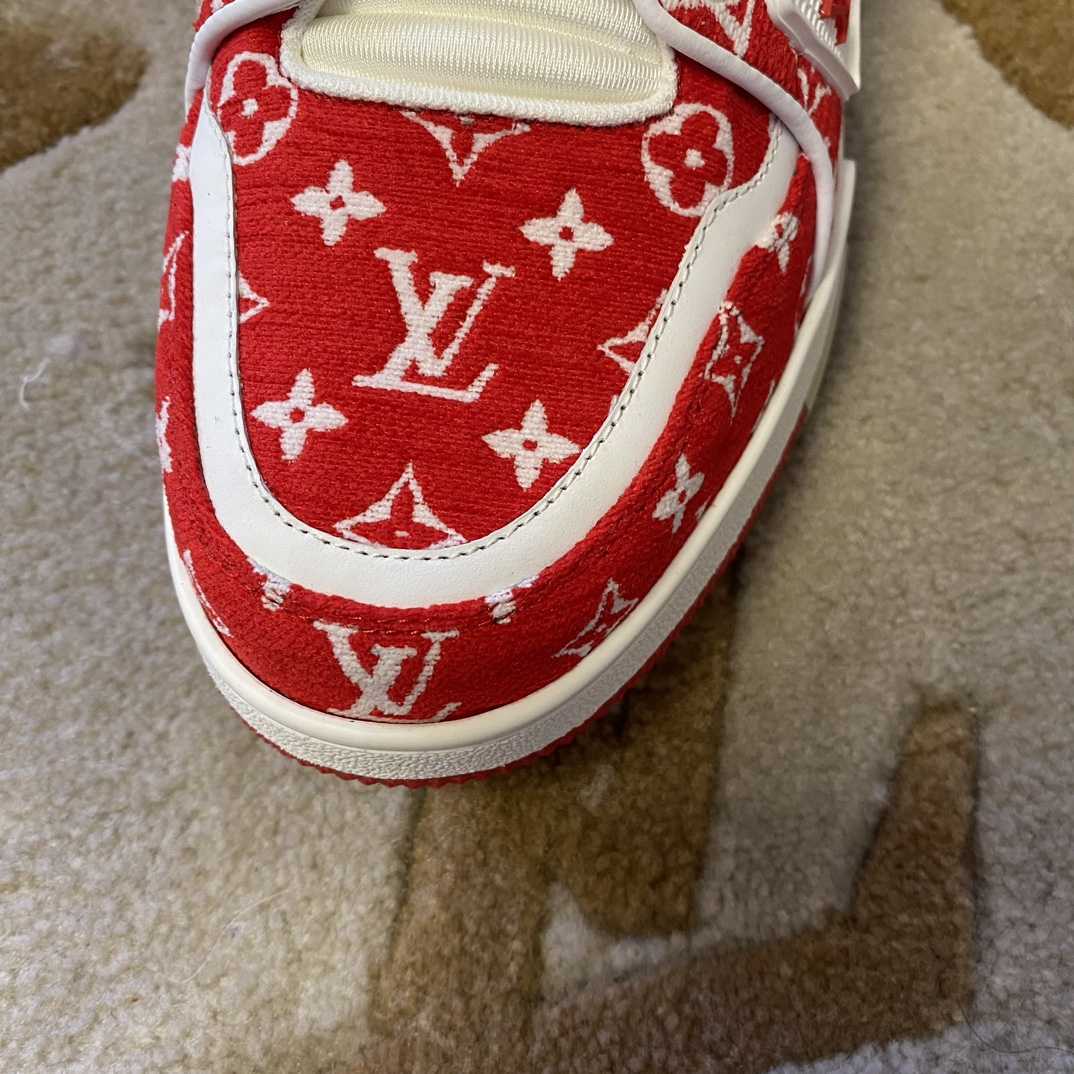 Louis Vuitton LV  Trainer Sneaker       1ABFSM - DesignerGu