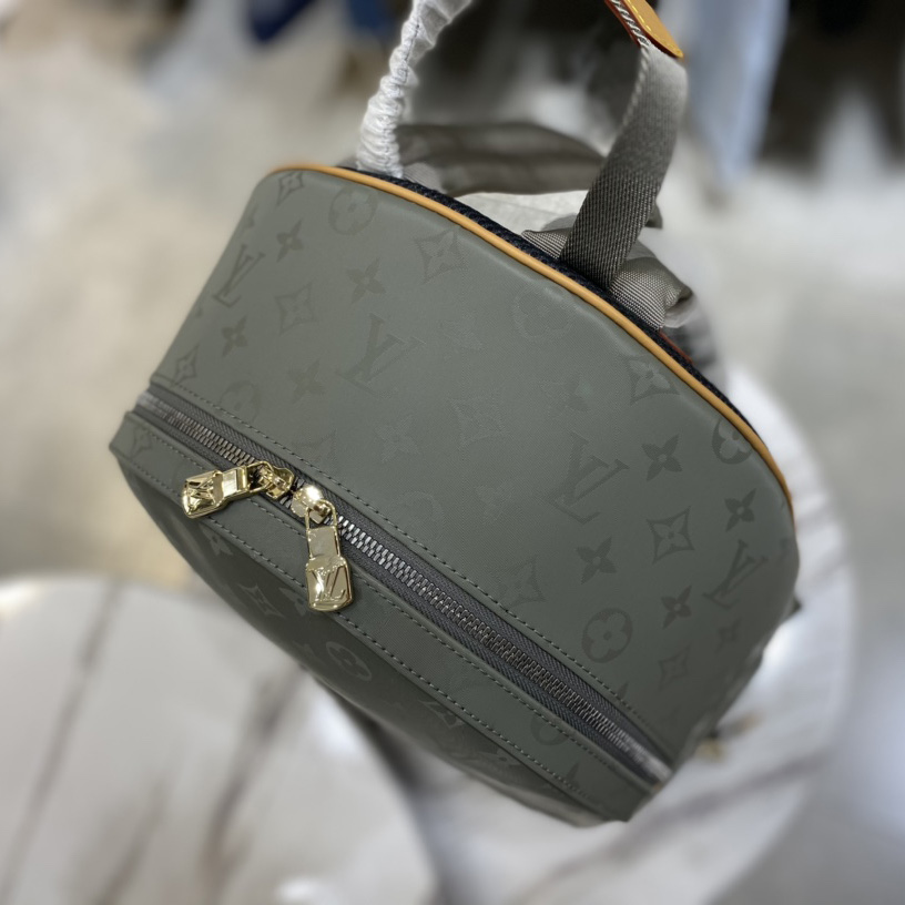 Louis Vuitton Monogram Titanium Backpack Pm Grey (32×43×13cm)  M43882 - DesignerGu