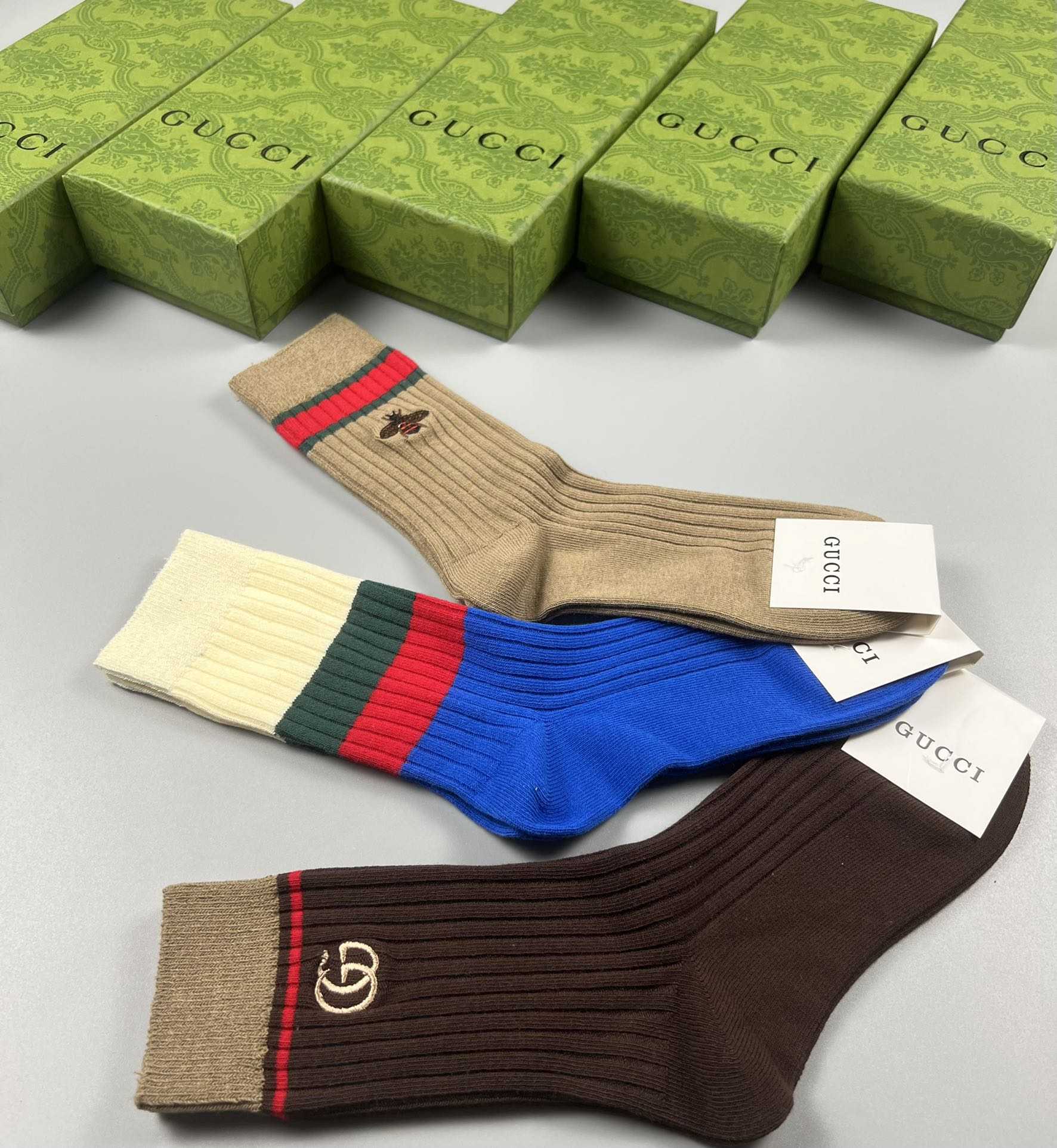 Gucci GG Socks/Box - DesignerGu