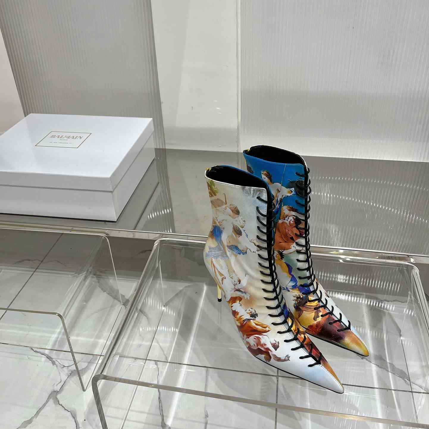 Balmain Uria Ankle Boots In Sky Print Leather - DesignerGu