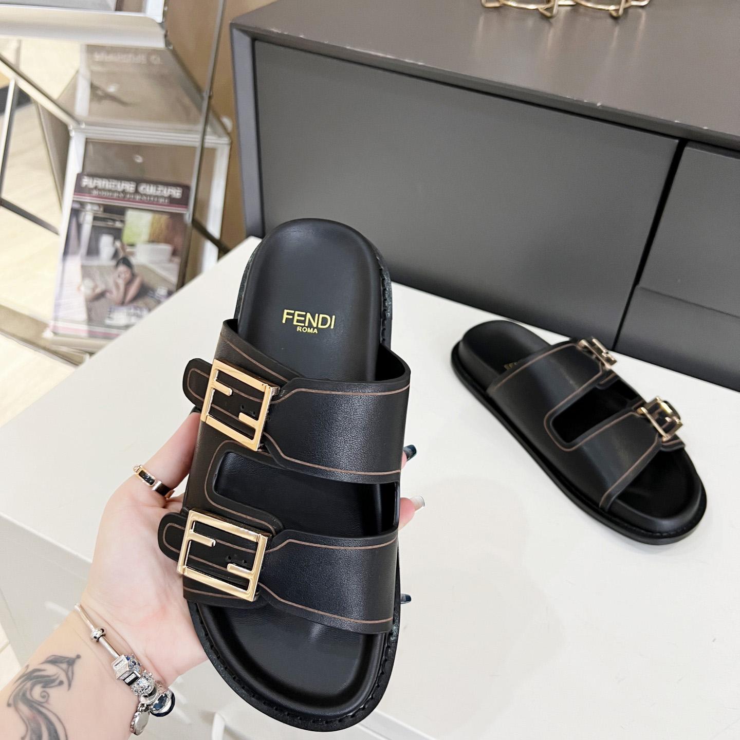 Fendi Feel Black Leather Slides - DesignerGu