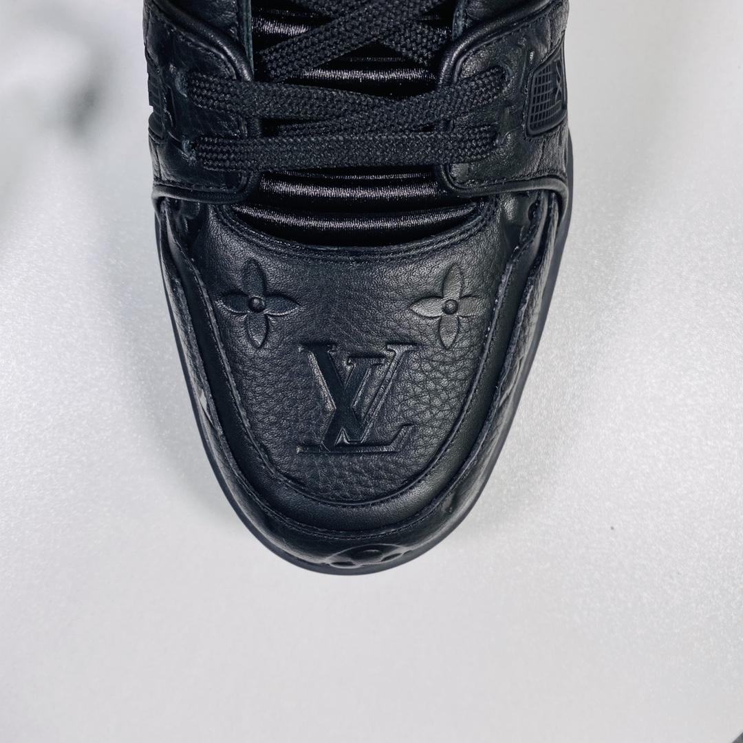 Louis Vuitton LV Trainer Sneaker (upon uk size)    1A9JK5 - DesignerGu