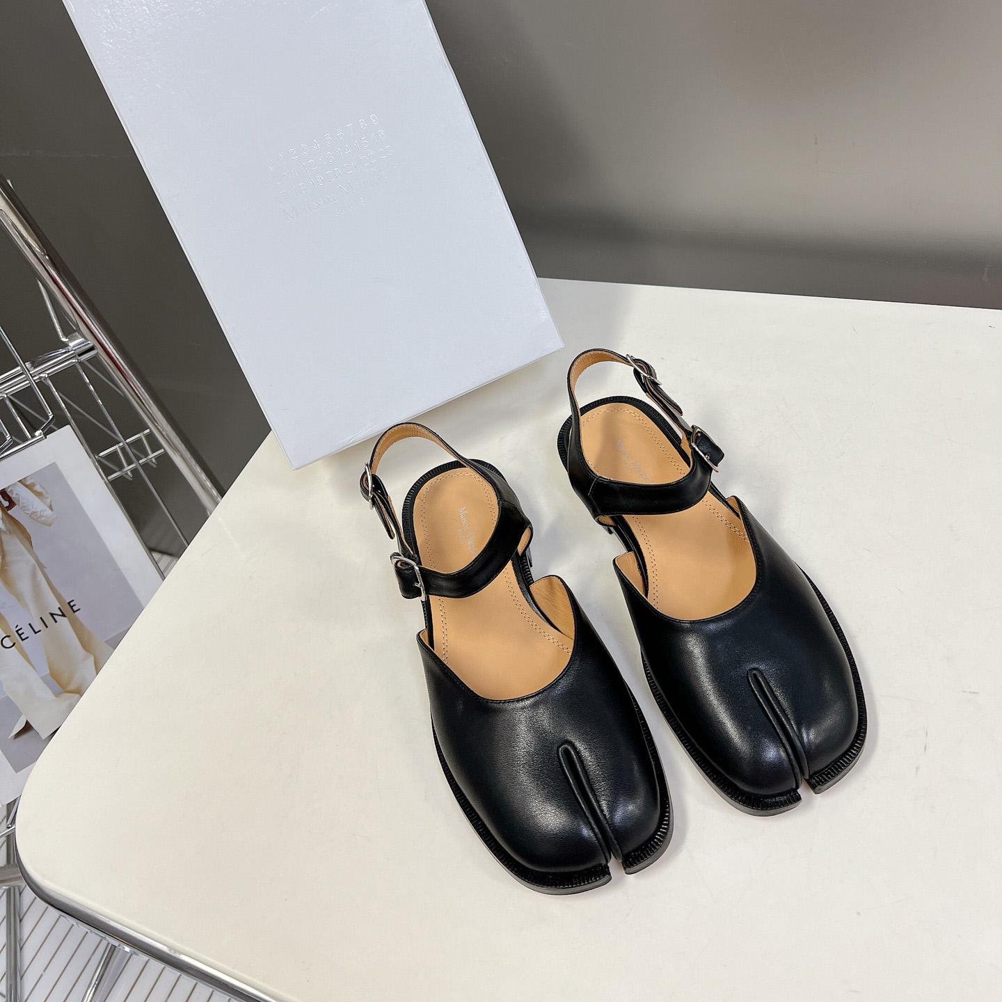 Maison Margiela Tabi Sandals - DesignerGu