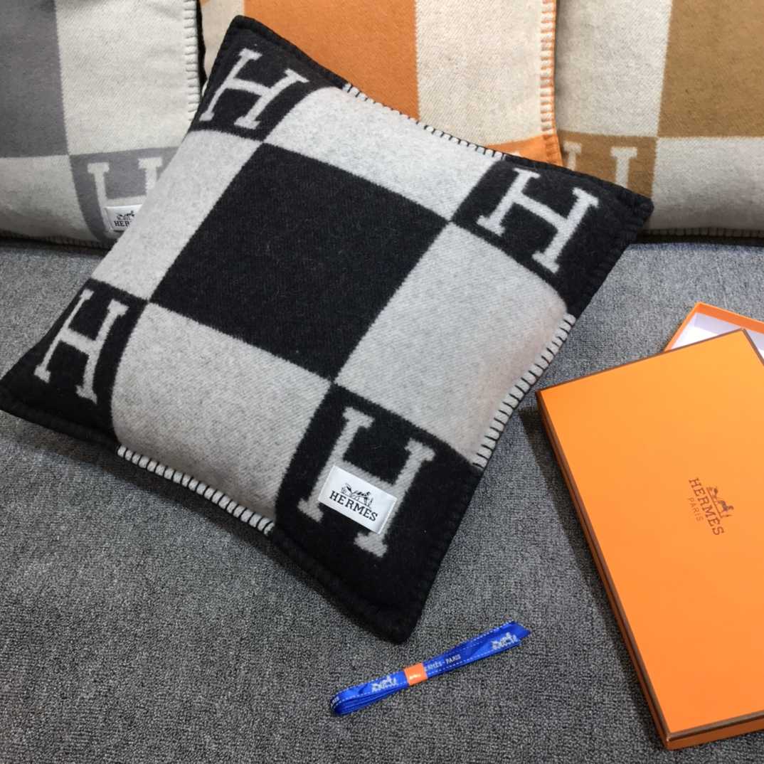 Hermes Avalon Pillow - DesignerGu