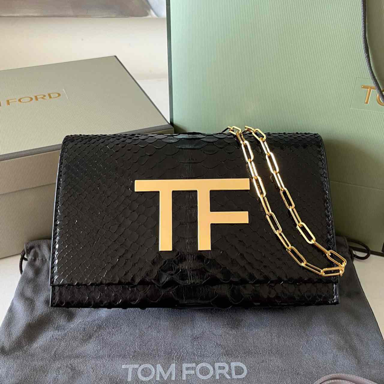 Tom Ford Leather TF Bag (21-13-6cm) - DesignerGu