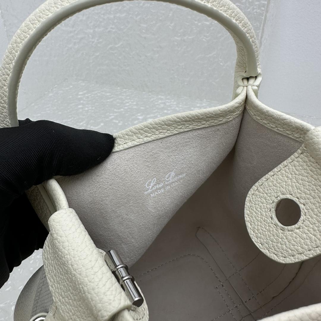 Loro Piana Micro Bale Bag  (14cm*14cm*18cm) - DesignerGu