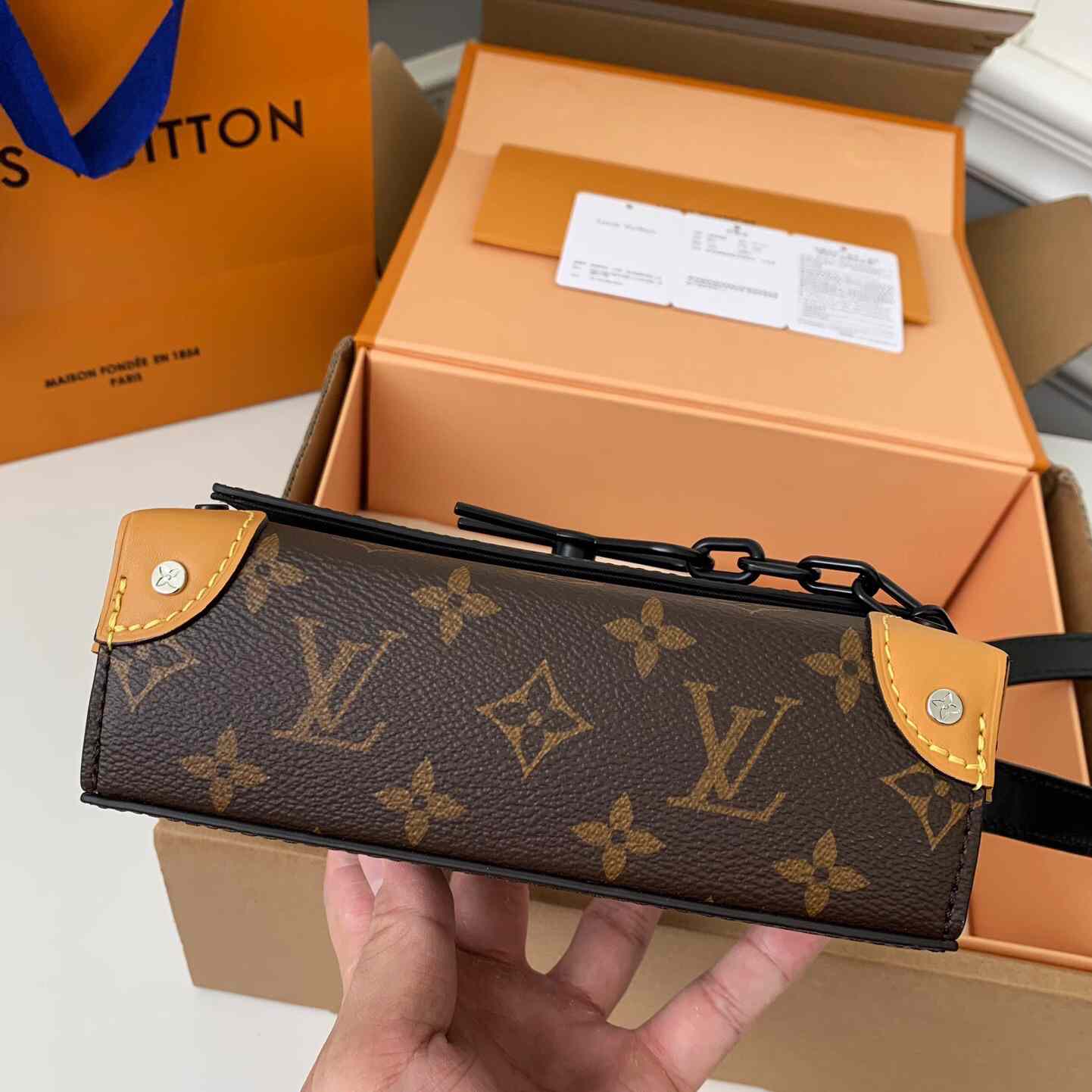 Louis Vuitton Steamer Wearable Wallet Monogram Macassar(18*11*6.5cm)  M82534 - DesignerGu