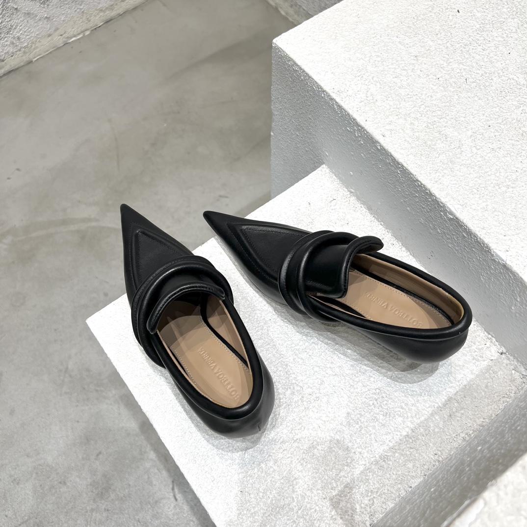 Bottega Veneta Spada Pump - DesignerGu