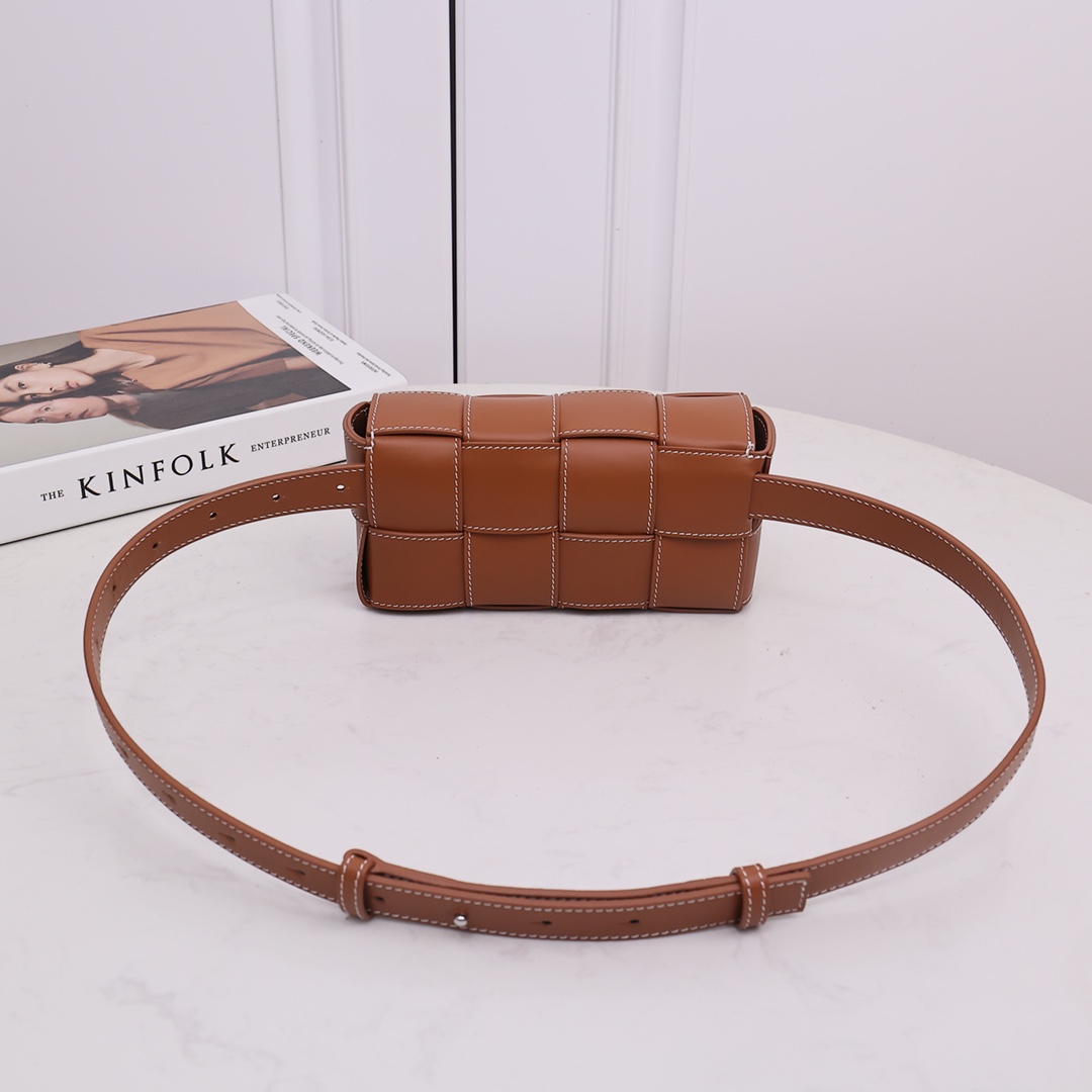 Bottega Veneta Cassette Belt Bag - DesignerGu