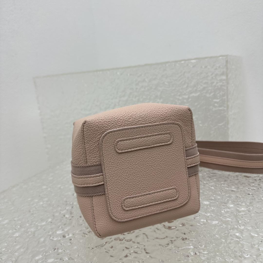 Loro Piana Micro Bale Bag  (14cm*14cm*18cm) - DesignerGu