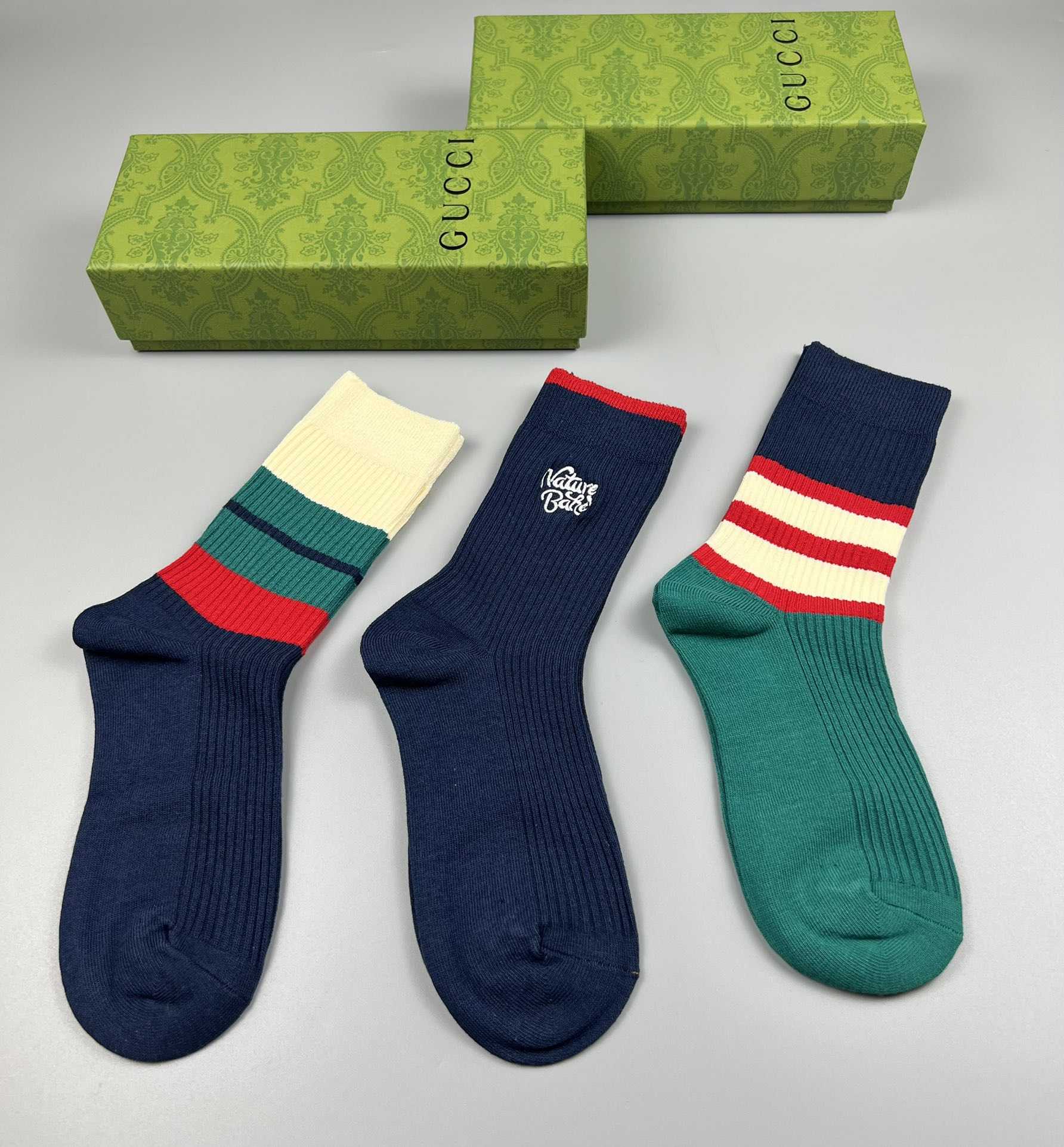 Gucci GG Socks/Box - DesignerGu