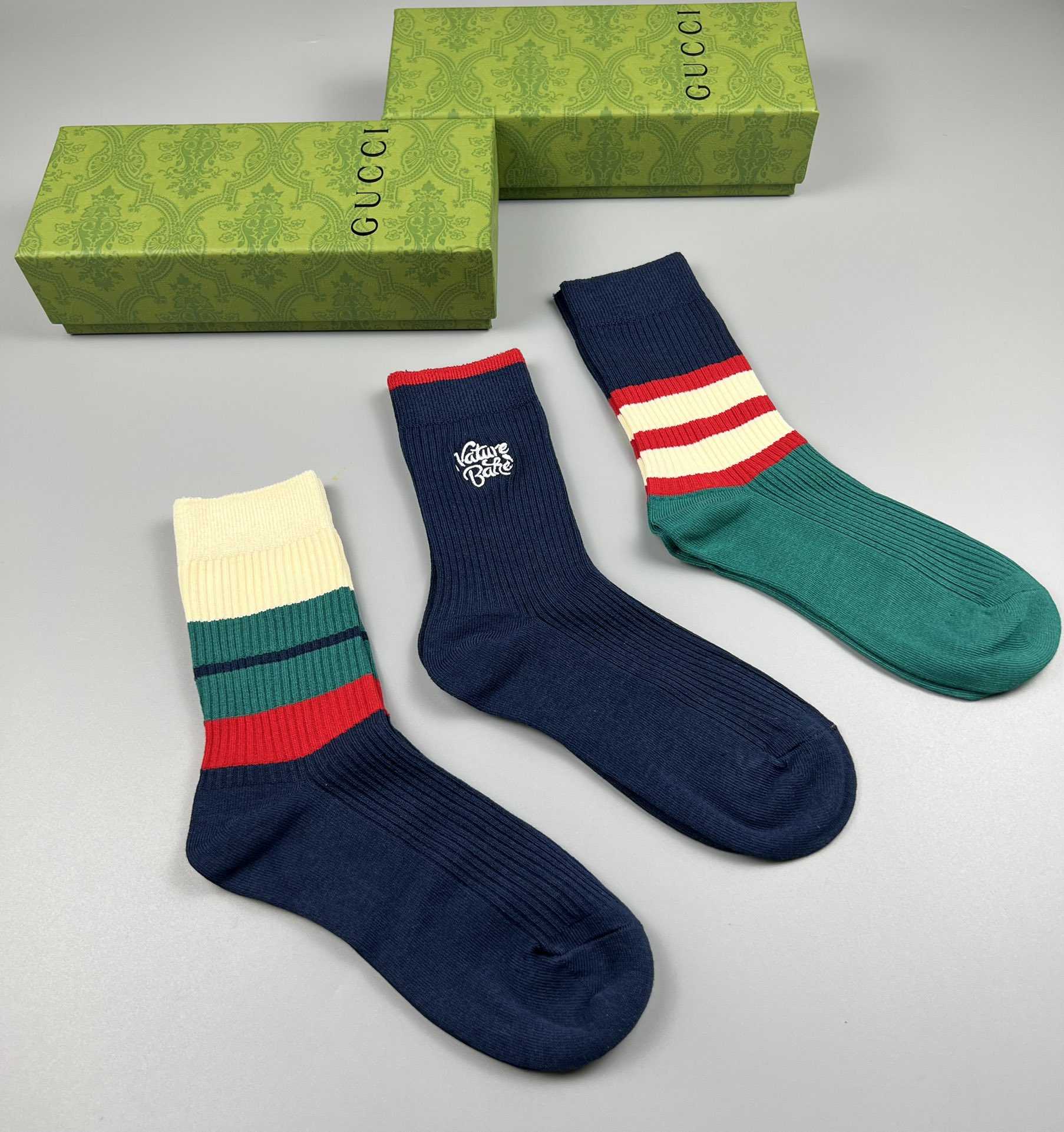 Gucci GG Socks/Box - DesignerGu