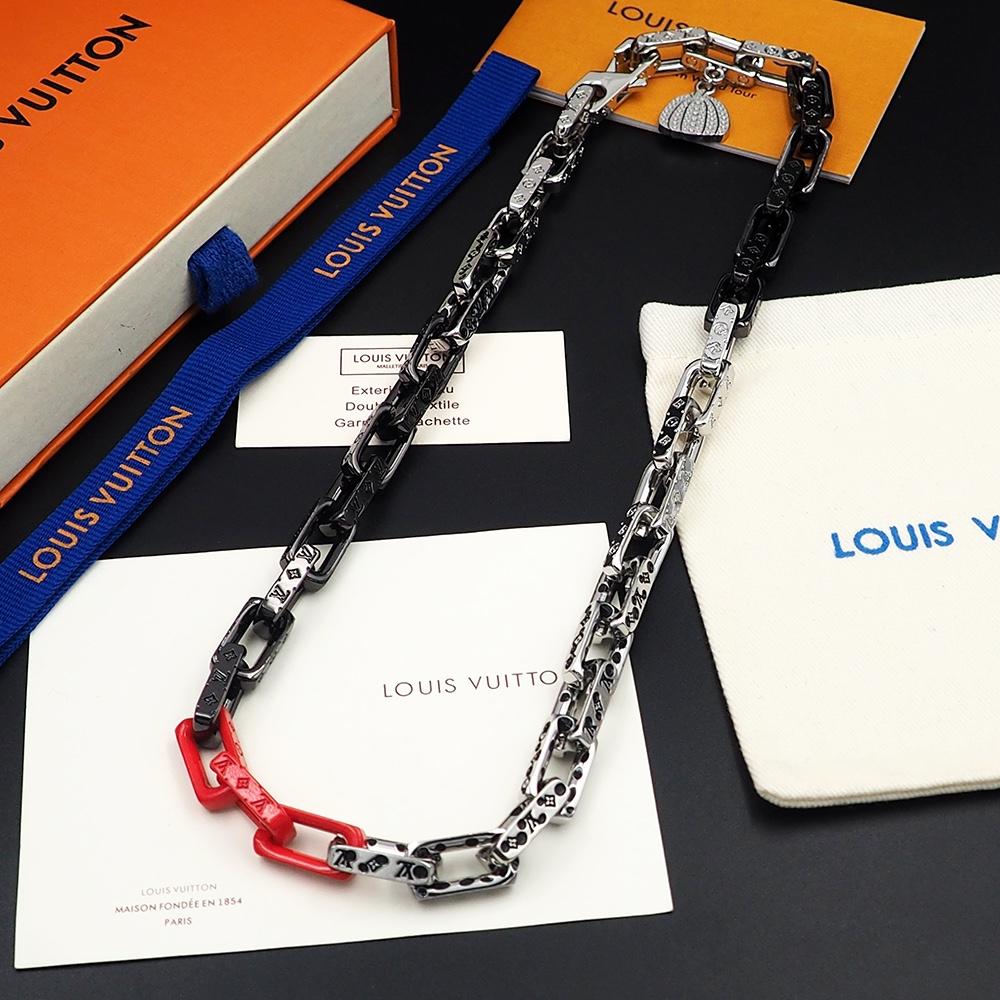 Louis Vuitton LV x YK Monogram Chain Necklace   M01087 - DesignerGu