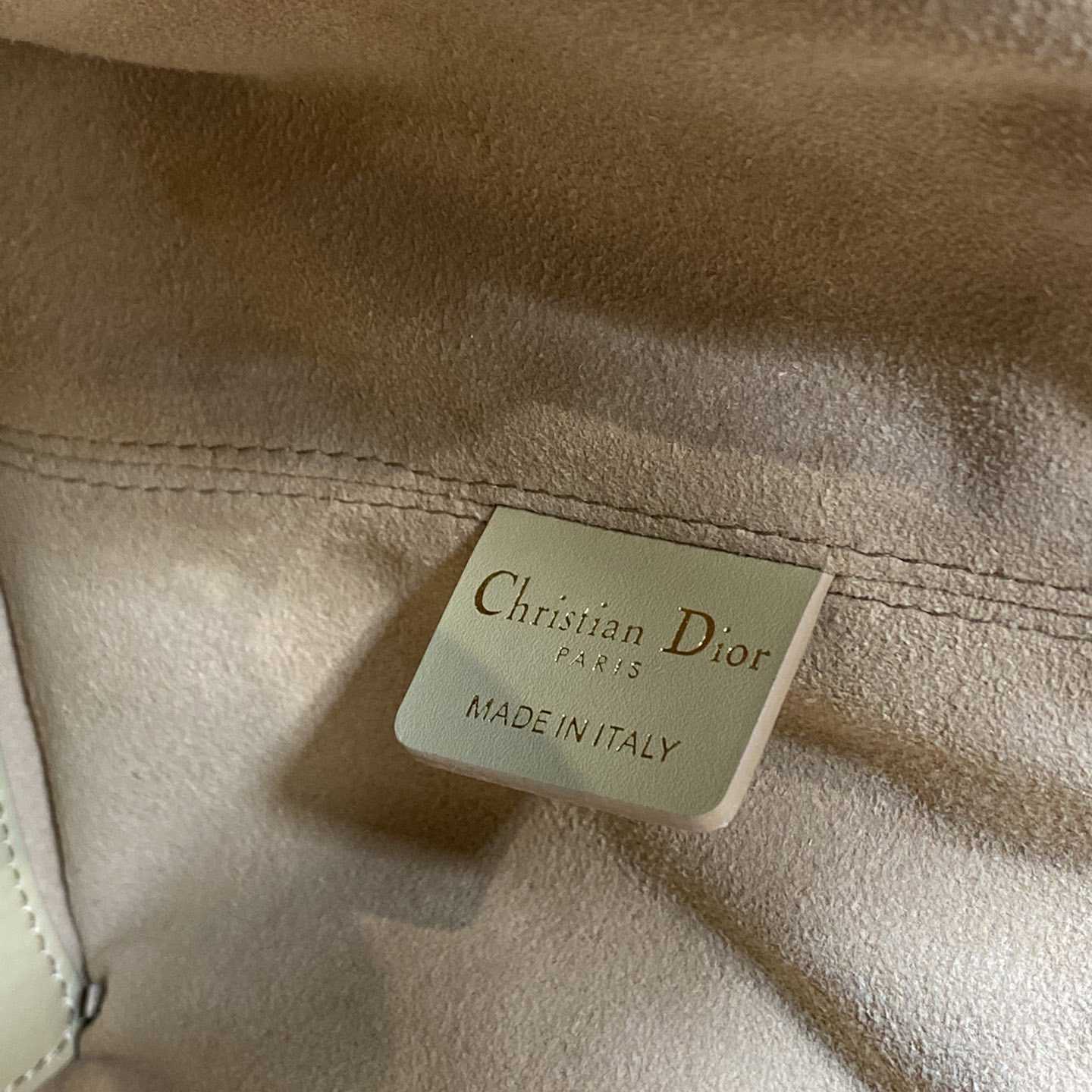 Dior Medium Dior Toujours Bag - DesignerGu