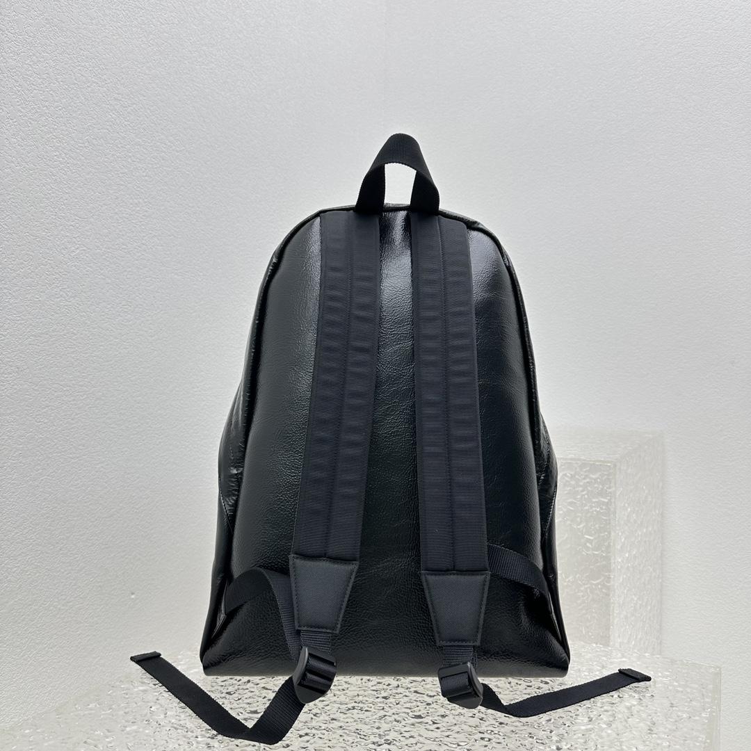 Balenciaga Explorer Backpack In Black (34.8x47x19.8cm) - DesignerGu