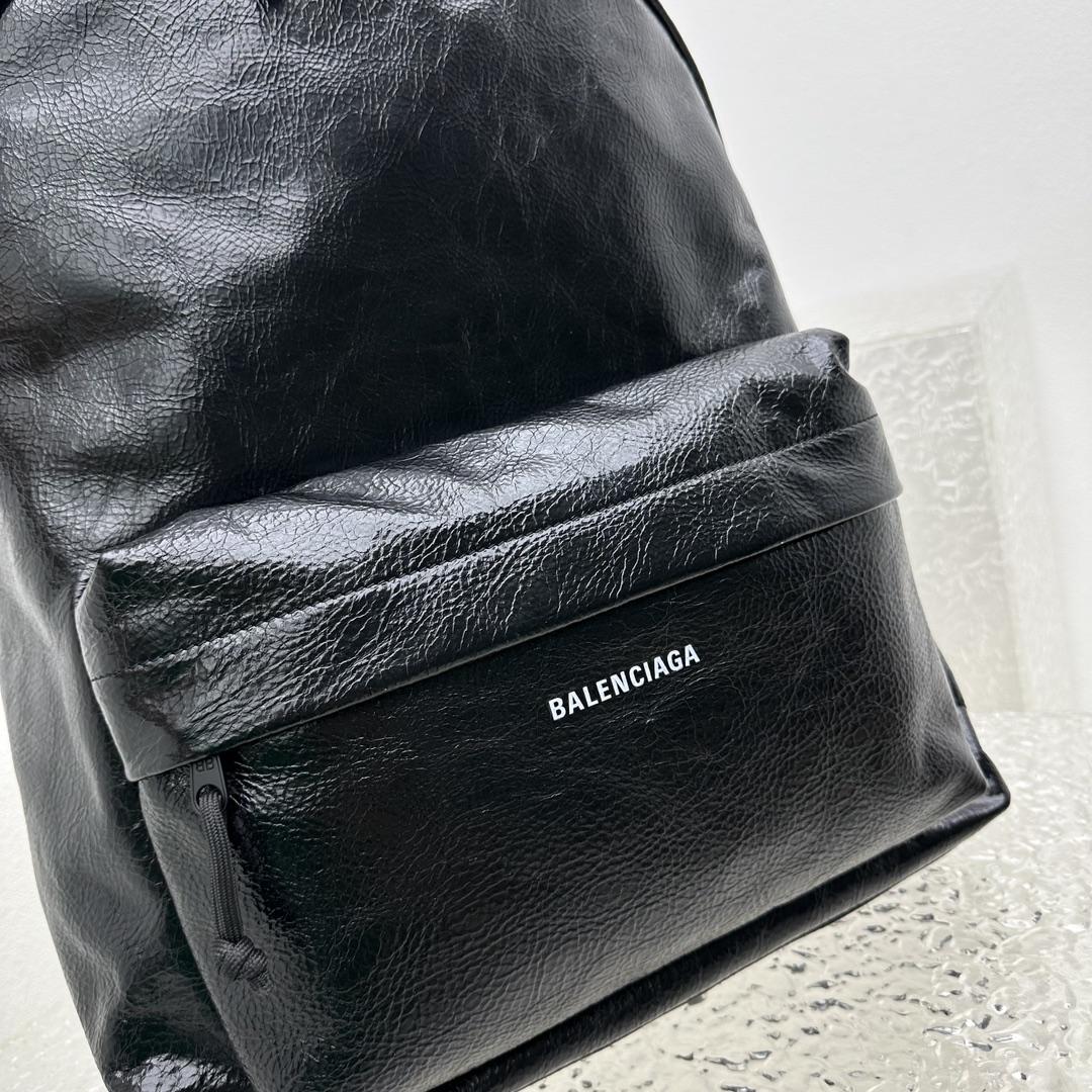 Balenciaga Explorer Backpack In Black (34.8x47x19.8cm) - DesignerGu