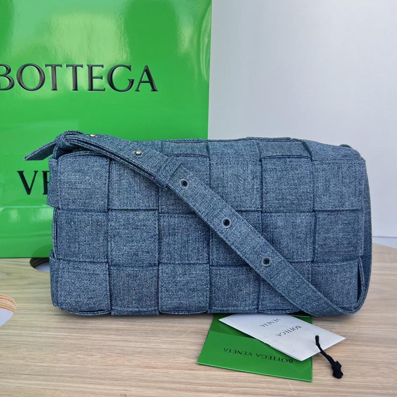 Bottega Veneta Brick Cassette Shoulder Bag (28x14x10cm) - DesignerGu