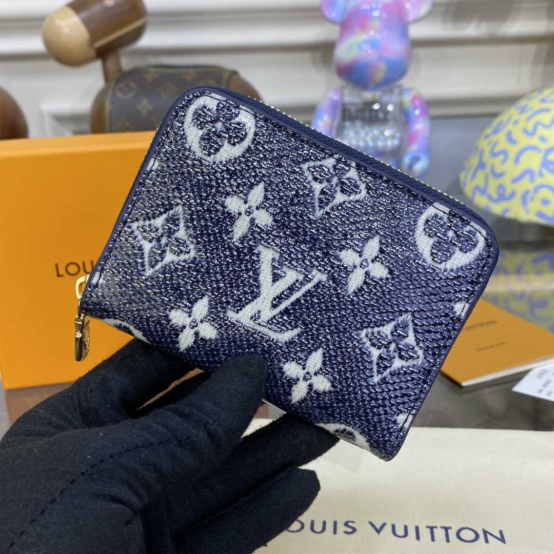 Louis Vuitton Zippy Coin Purse Padlock Python (11x8.5x2cm)   M82483  - DesignerGu