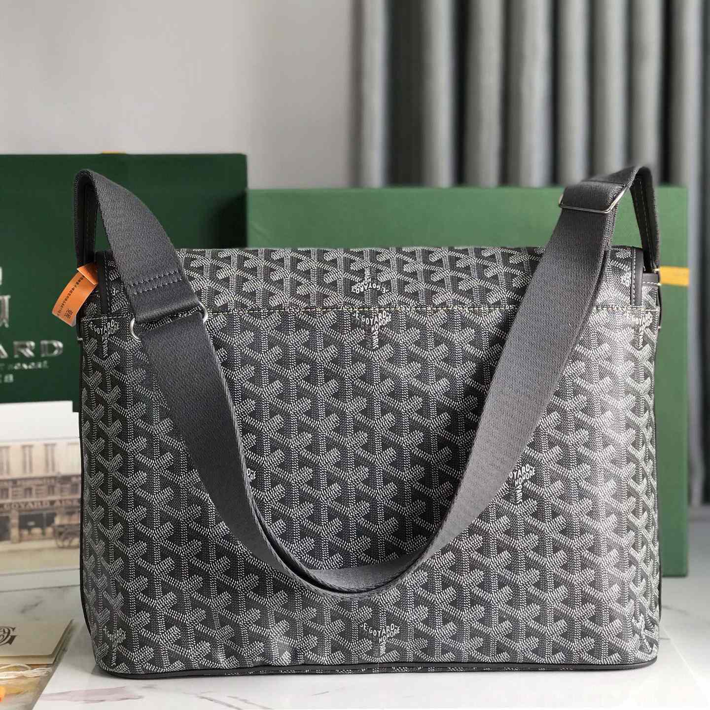 Goyard Capetien Messenger Bag (35×26×7.5cm) - DesignerGu