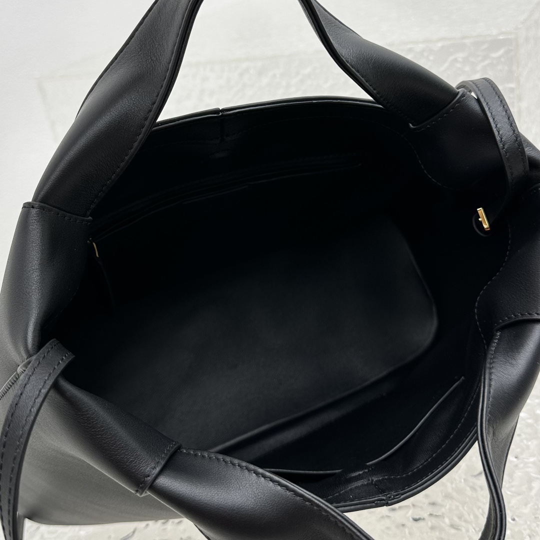 The Row Camdem Bag  ( 32x23x14cm) - DesignerGu