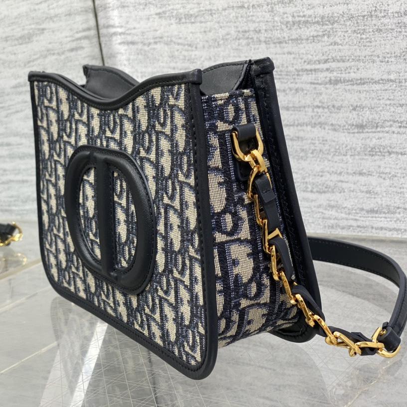 Dior CD Signature Hobo Mini Bag - DesignerGu